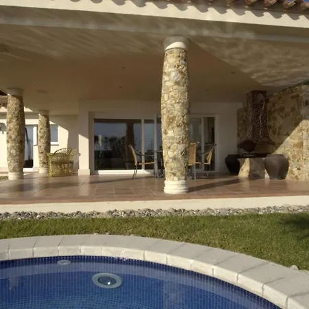 Sleeps 10 Pool Wifi Villa *