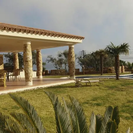 Sleeps 10 Pool Wifi Villa